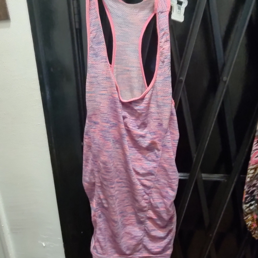 Sports top